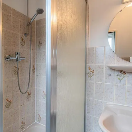 5 Backbordkajuete Id 481 *